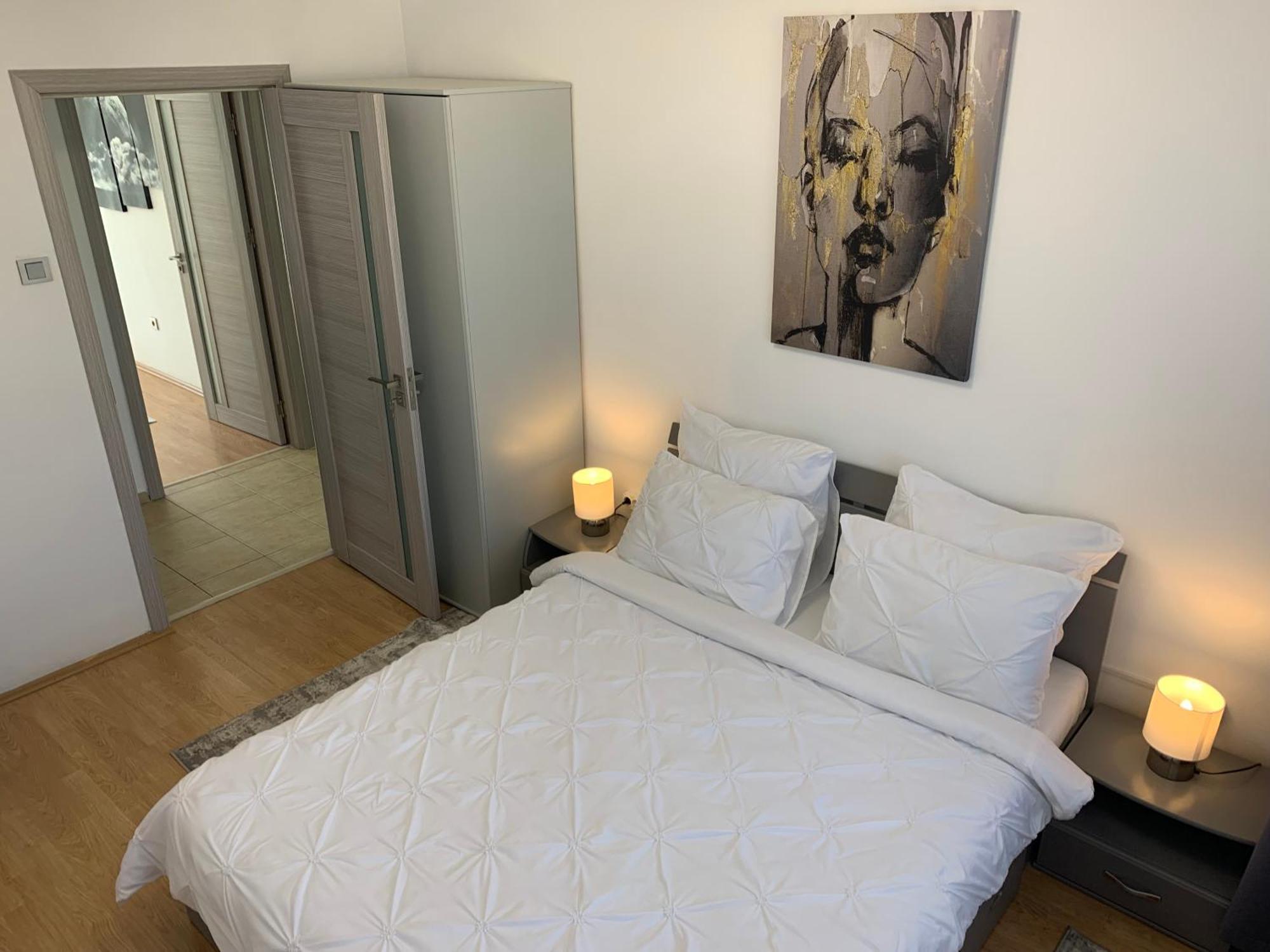 Victoriei Boulevard Private Apartment Braşov Exterior foto