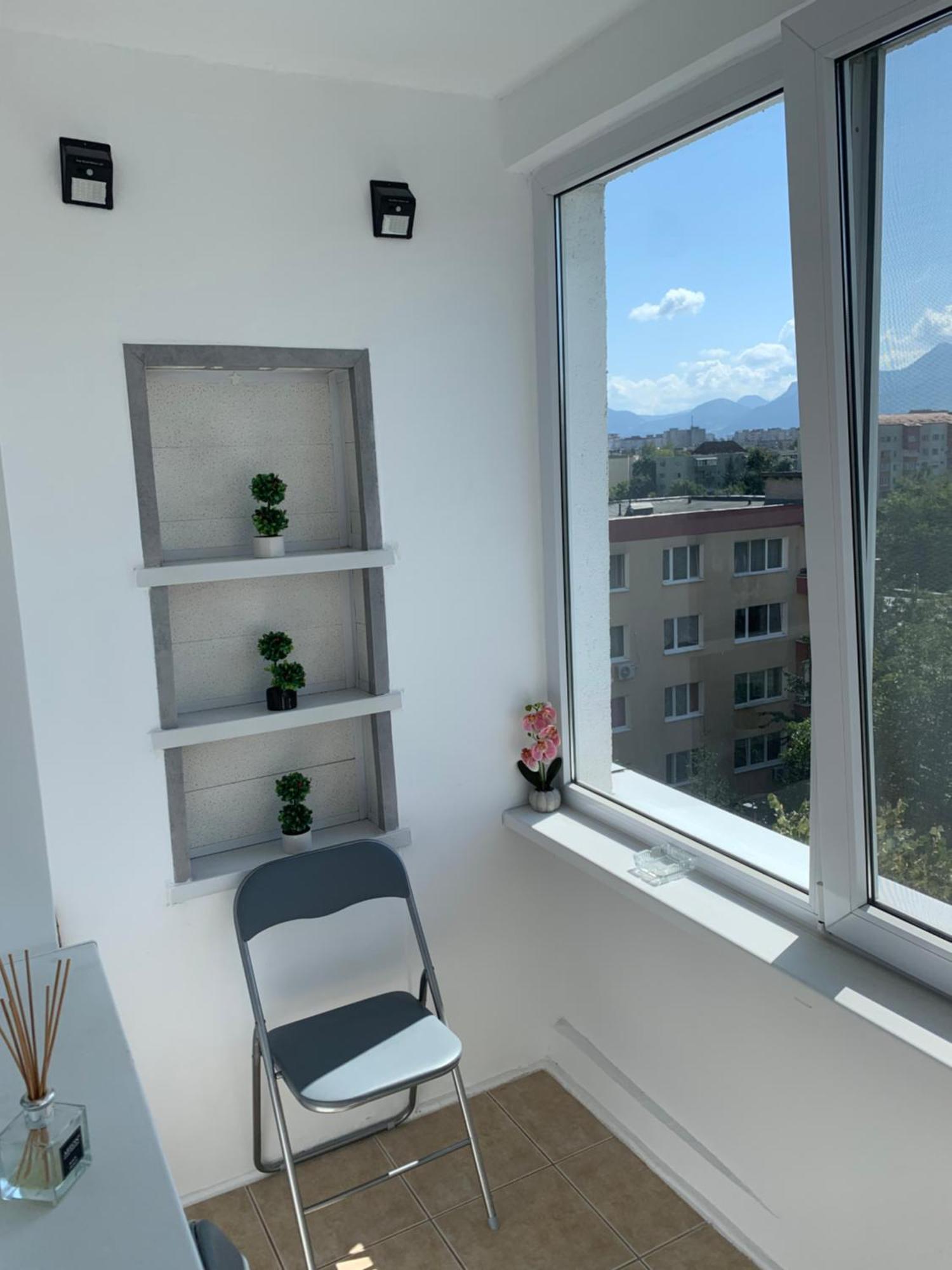 Victoriei Boulevard Private Apartment Braşov Exterior foto