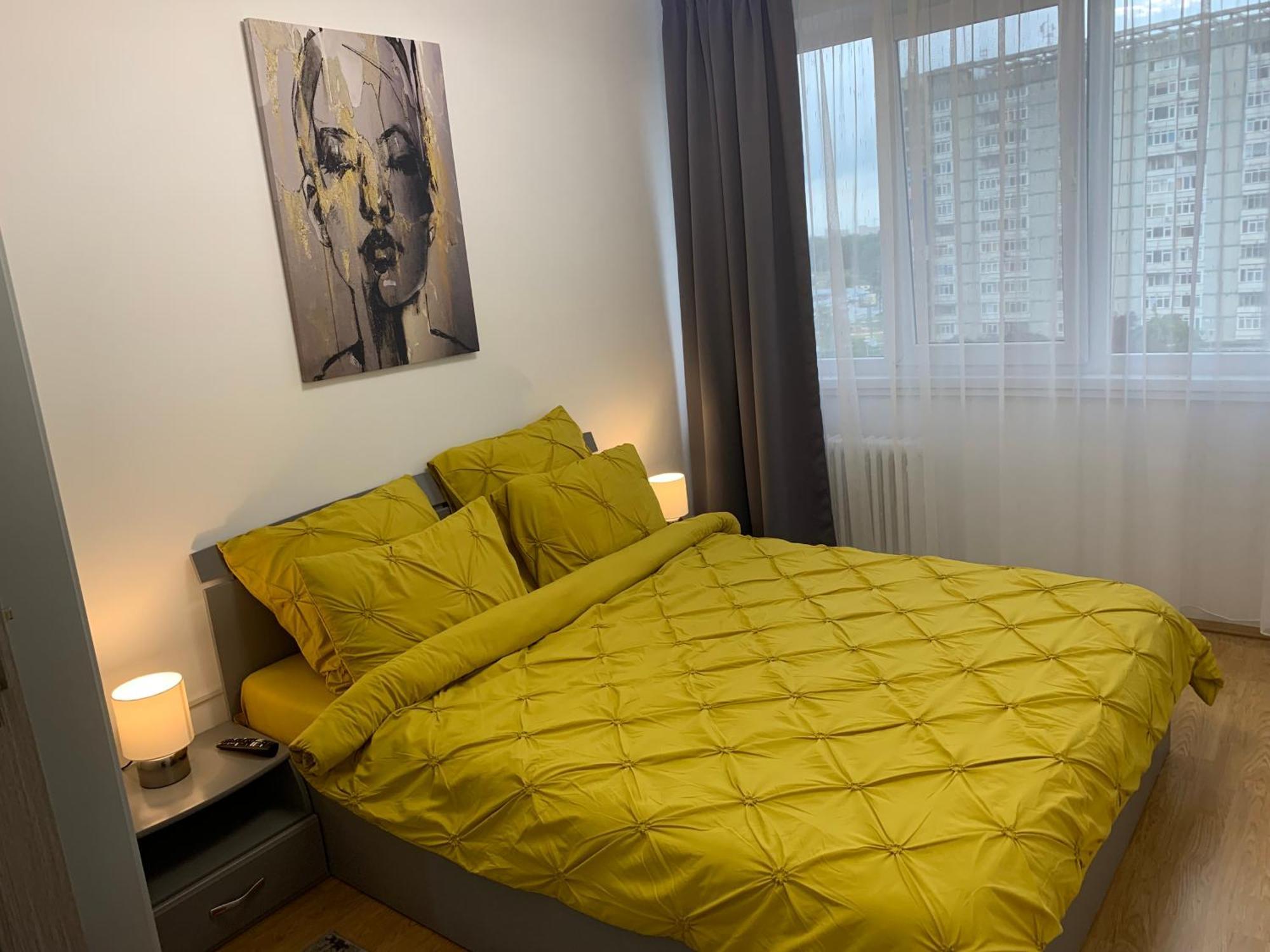 Victoriei Boulevard Private Apartment Braşov Exterior foto